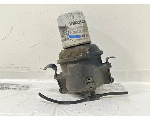  Freightliner Cascadia 126 Air Dryer #