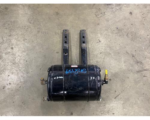  Freightliner Cascadia 126 Air Tank #