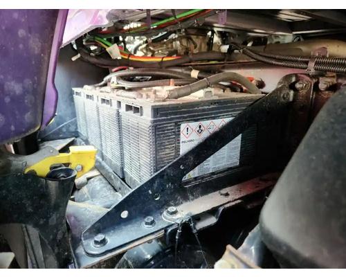  Freightliner Cascadia 126 Battery Box #
