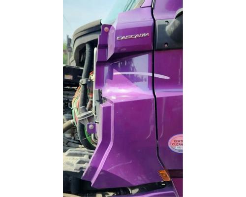Freightliner Cascadia 126 Cowl # Freightliner Cascadia 126 Cowl #