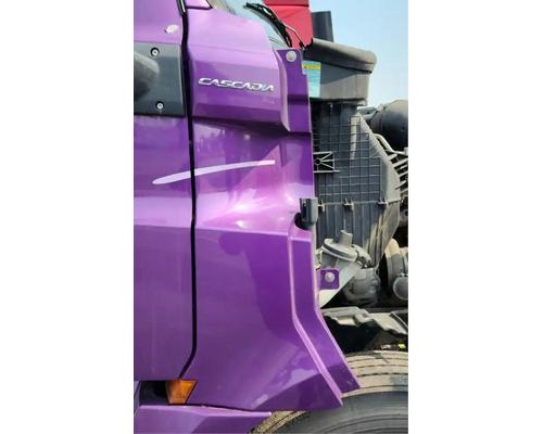 Freightliner Cascadia 126 Cowl # Freightliner Cascadia 126 Cowl #