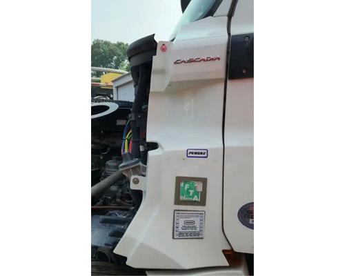 Freightliner Cascadia 126 Cowl # Freightliner Cascadia 126 Cowl #