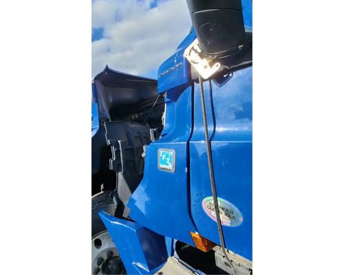  Freightliner Cascadia 126 Cowl #