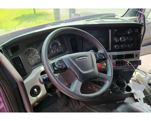 Freightliner Cascadia 126 Dash Assembly # Freightliner Cascadia 126 Dash Assembly #