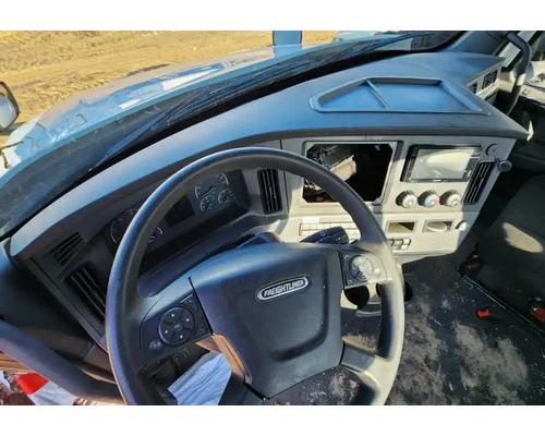 freightliner-cascadia-126-dash-assembly #1450099