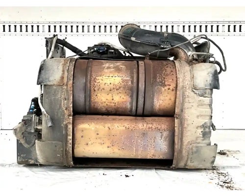  Freightliner Cascadia 126 DPF - Diesel Particulate Filter #