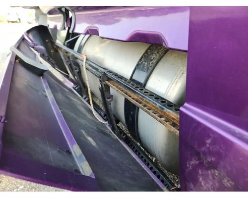  Freightliner Cascadia 126 Fuel Tank #
