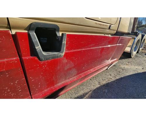  Freightliner Cascadia 126 Fuel Tank #