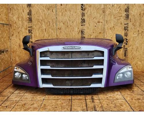  Freightliner Cascadia 126 Hood #