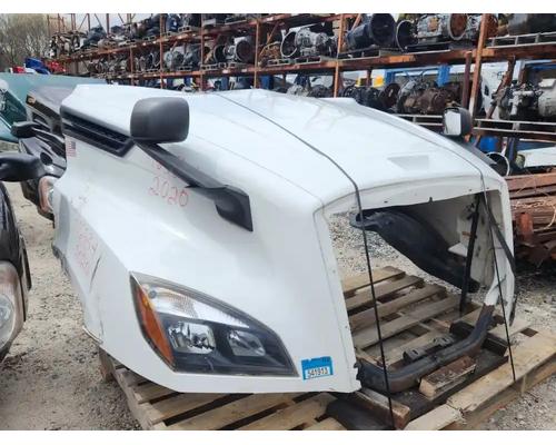  Freightliner Cascadia 126 Hood #