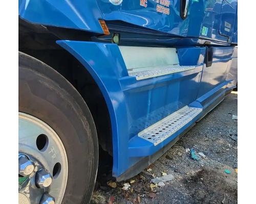  Freightliner Cascadia 126 Fairing #