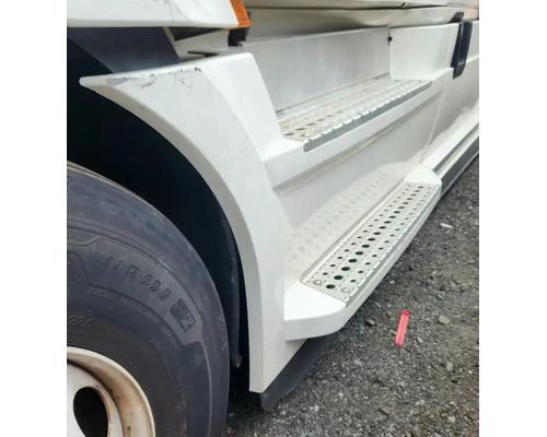  Freightliner Cascadia 126 Fairing #