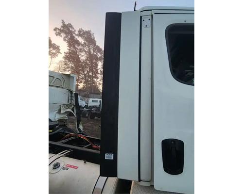  Freightliner Cascadia 126 Fairing #