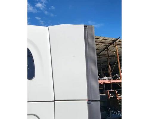 freightliner-cascadia-126-sleeper-fairing #1448308