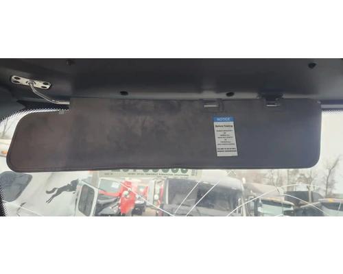  Freightliner Cascadia 126 Visor #