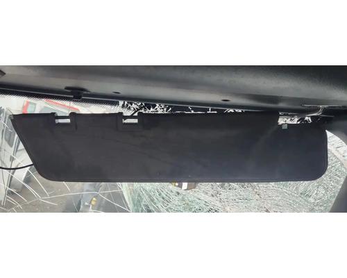  Freightliner Cascadia 126 Visor #