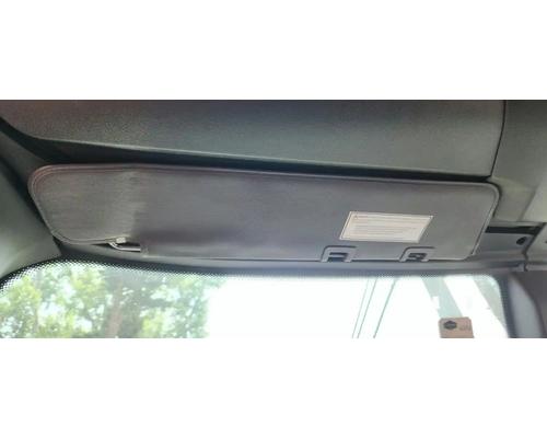 Freightliner Cascadia 126 Visor #
