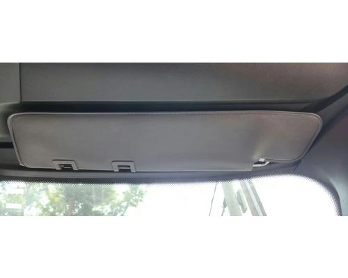  Freightliner Cascadia 126 Visor #