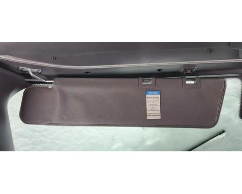  Freightliner Cascadia 126 Visor #
