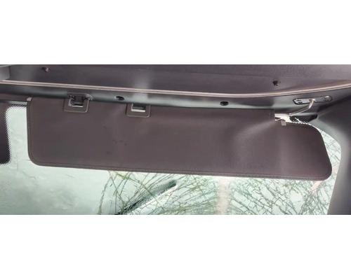 Freightliner Cascadia 126 Visor #