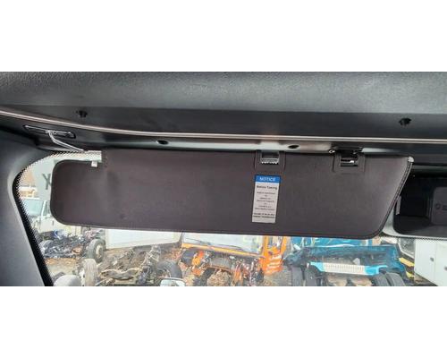  Freightliner Cascadia 126 Visor #