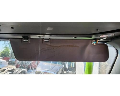  Freightliner Cascadia 126 Visor #