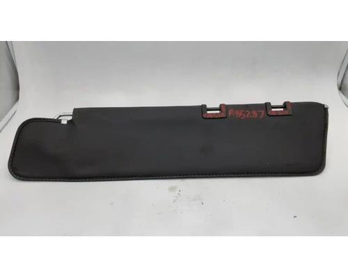  Freightliner Cascadia 126 Visor #
