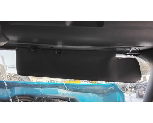  Freightliner Cascadia 126 Visor #