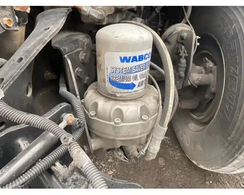  Freightliner Cascadia 132 Air Dryer #