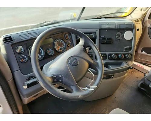  Freightliner Cascadia 132 Dash Assembly #