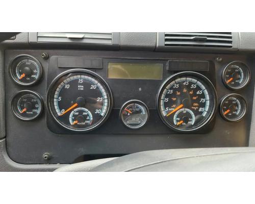  Freightliner Cascadia 132 Instrument Cluster #