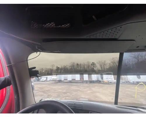  Freightliner Cascadia 132 Visor #