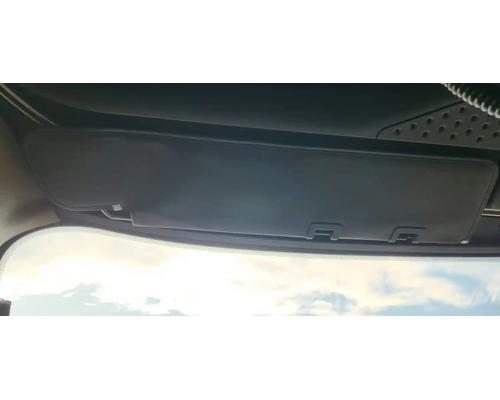  Freightliner Cascadia 132 Visor #