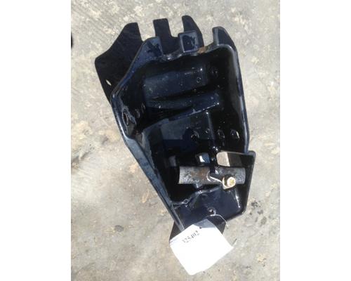 FREIGHTLINER CASCADIA Bumper Bracket, Front