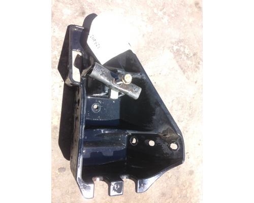 FREIGHTLINER CASCADIA Bumper Bracket, Front