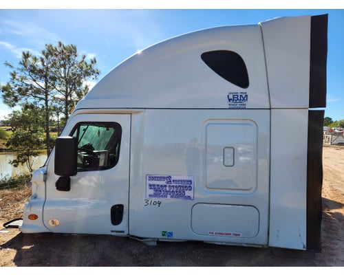 2016 FREIGHTLINER CASCADIA Cab for sale in Douglas, GA – American Truck Parts Inc.