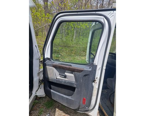 FREIGHTLINER CASCADIA Cab or Cab Mount