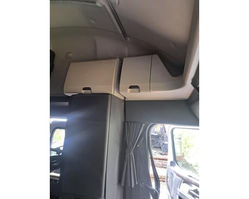 FREIGHTLINER CASCADIA Cab or Cab Mount