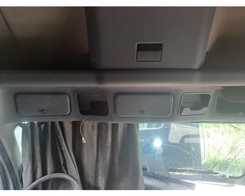 FREIGHTLINER CASCADIA Cab or Cab Mount