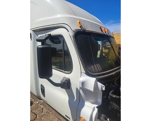 FREIGHTLINER CASCADIA Cab or Cab Mount