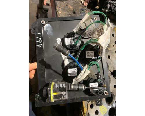 FREIGHTLINER CASCADIA Dash Panel