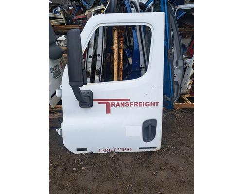 FREIGHTLINER CASCADIA Door Assembly, Front