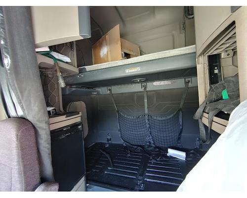 FREIGHTLINER CASCADIA Parts Vehicles