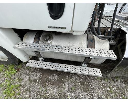 FREIGHTLINER CASCADIA Parts Vehicles