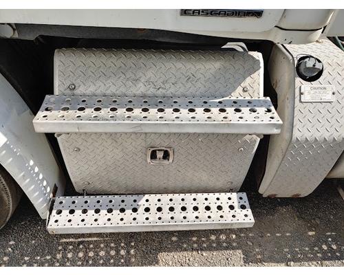 FREIGHTLINER CASCADIA Parts Vehicles