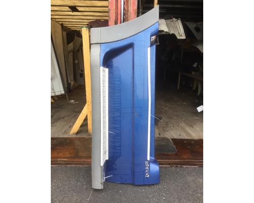 2013-freightliner-cascadia-skirt #1424329