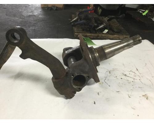 FREIGHTLINER CENTURY CLASS 12 Spindle  Knuckle, Front