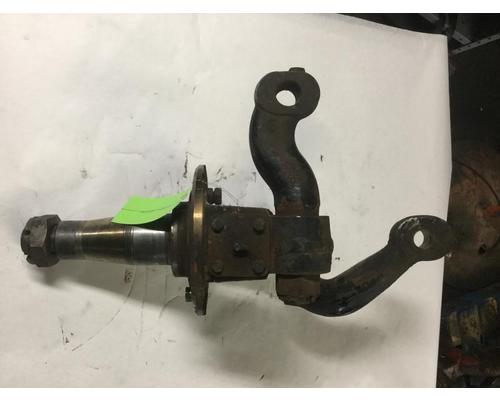 FREIGHTLINER CLASSIC XL Spindle  Knuckle, Front