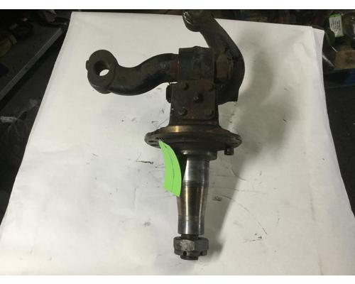 FREIGHTLINER CLASSIC XL Spindle  Knuckle, Front