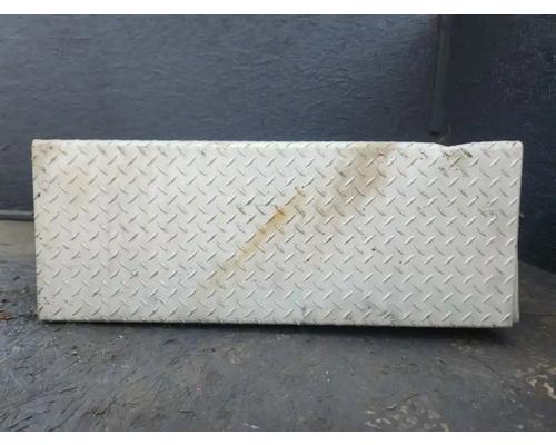  Freightliner Columbia 112 Battery Box #